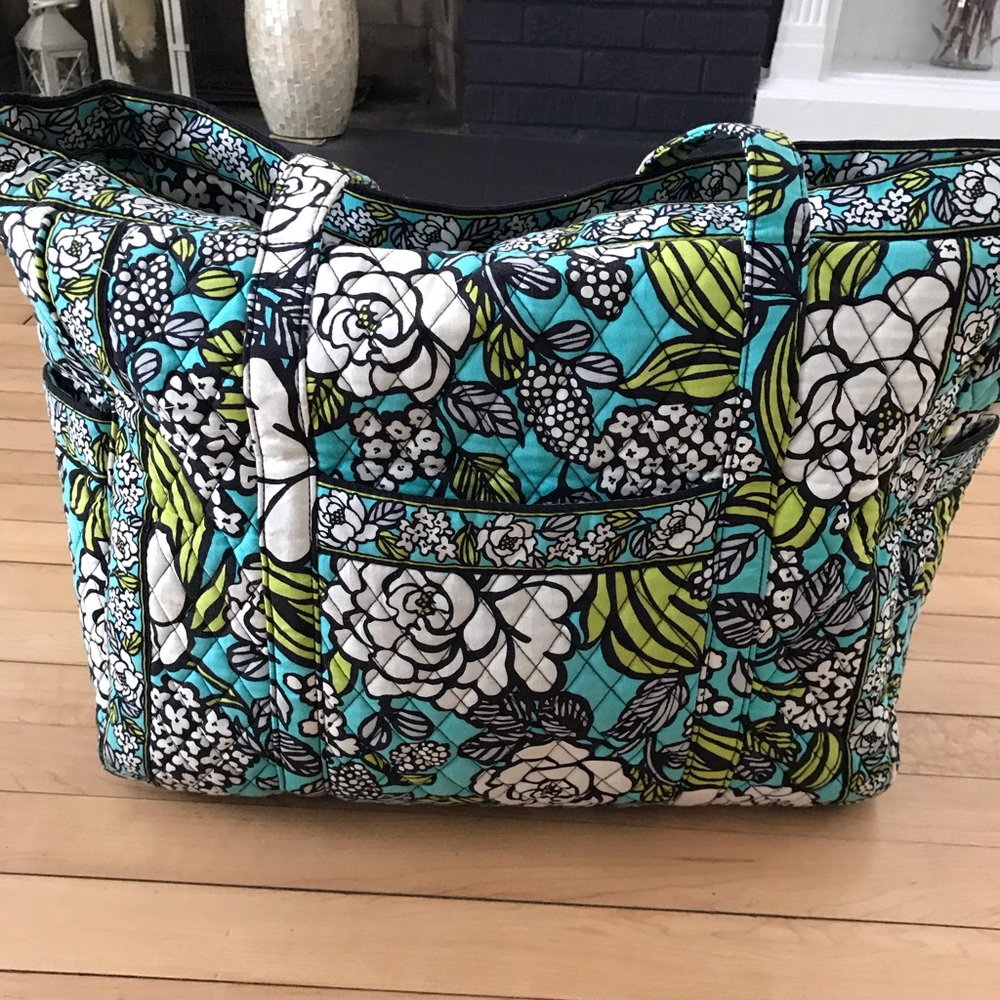 Vera Bradley island blooms large bag